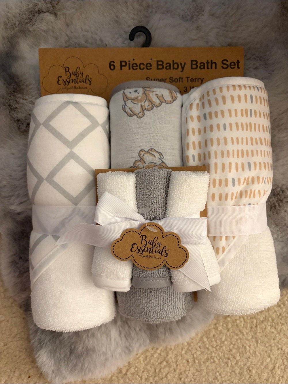NWT Baby Essentials Neutral Baby Bath Set - Gray & Cream
